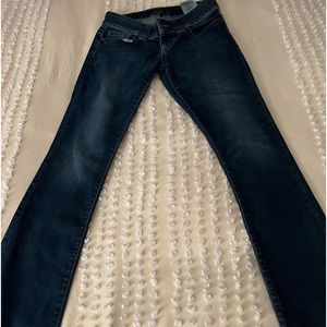 Guess low rise jeans